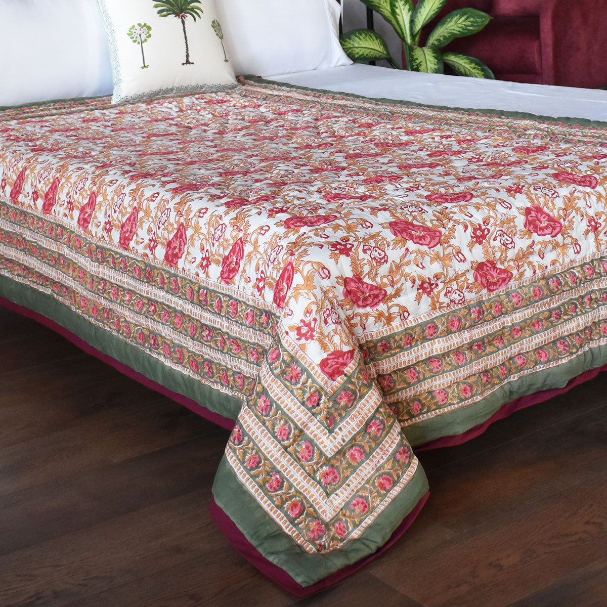 Breathable Cotton Quilt For Mild Weather | Pink Flower Bloom 251202