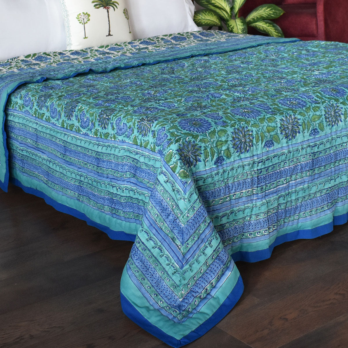 Handmade Block Printed Cotton Queen Quilt | Surajmukhi Blue 1065