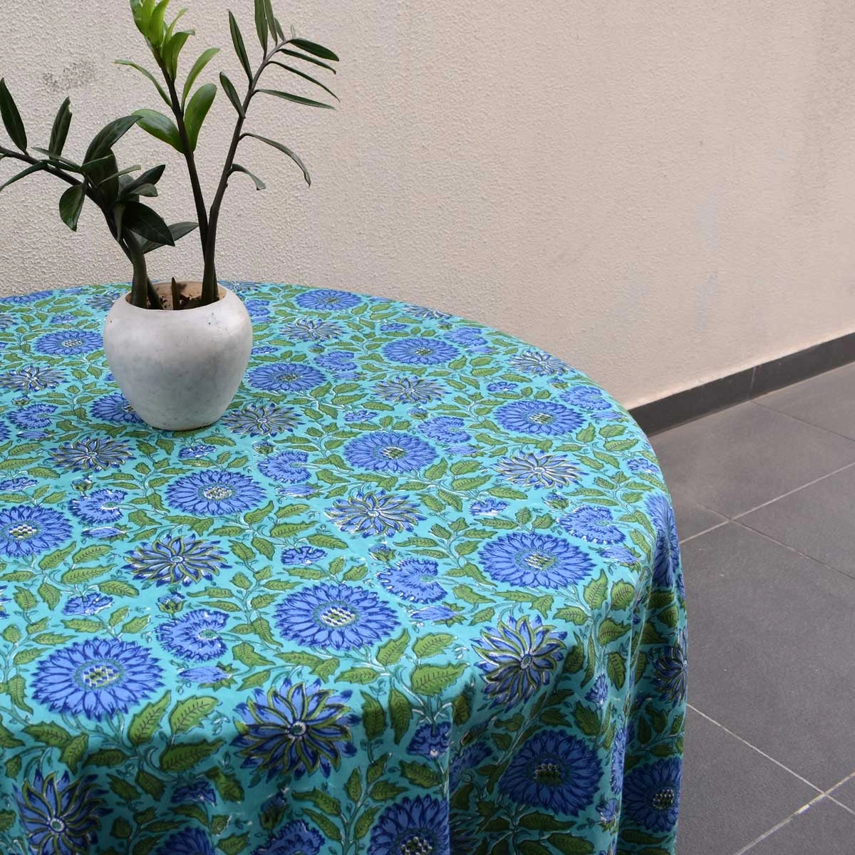 Jaipuri Hand Block Round Design Surajmukhi Blue Gud