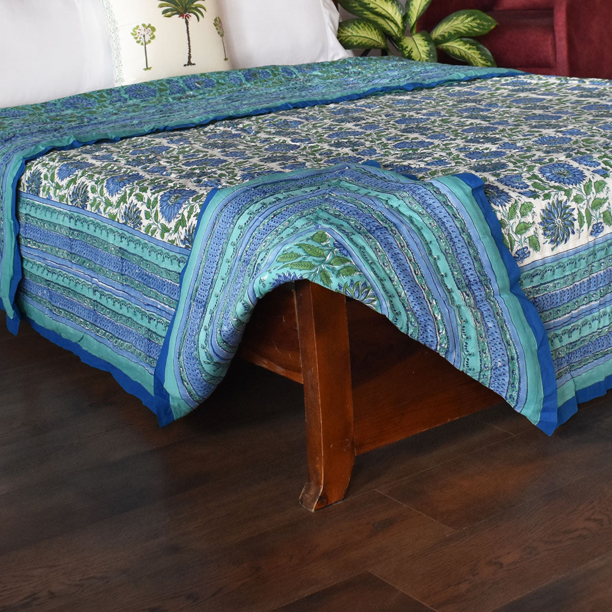 Handmade Block Printed Cotton Queen Quilt | Surajmukhi Blue 1065