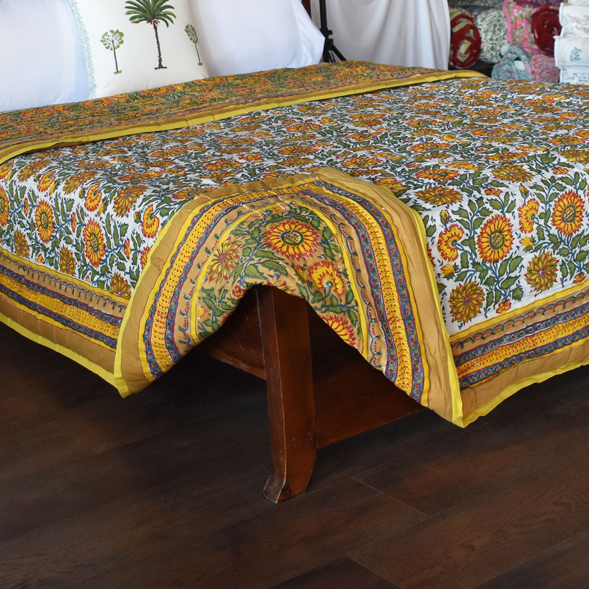 Double Bed Quilt | Surajmukhi Canary Gud 102383