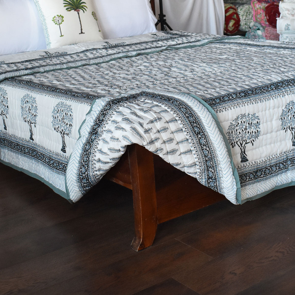 Queen Size Soft Cotton Quilt Handmade | Winter Fall Tree Grey 107195