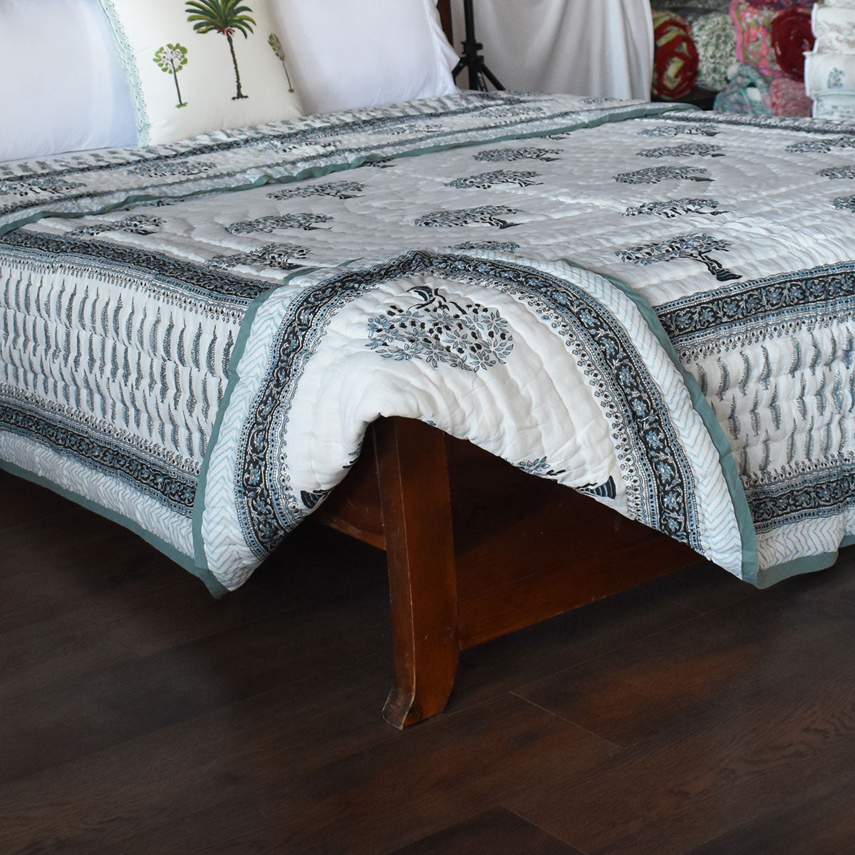 Queen Size Soft Cotton Quilt Handmade | Winter Fall Tree Grey 107195