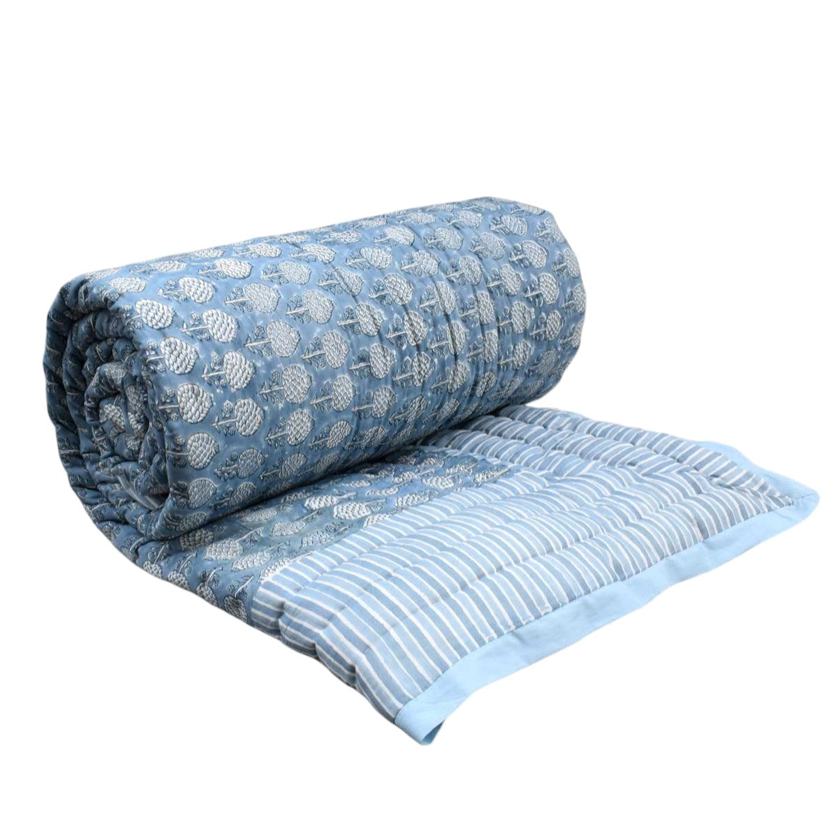 Hand Block Printed Cotton Medium Size Quilt | Artichoke Pearl Blue 251210