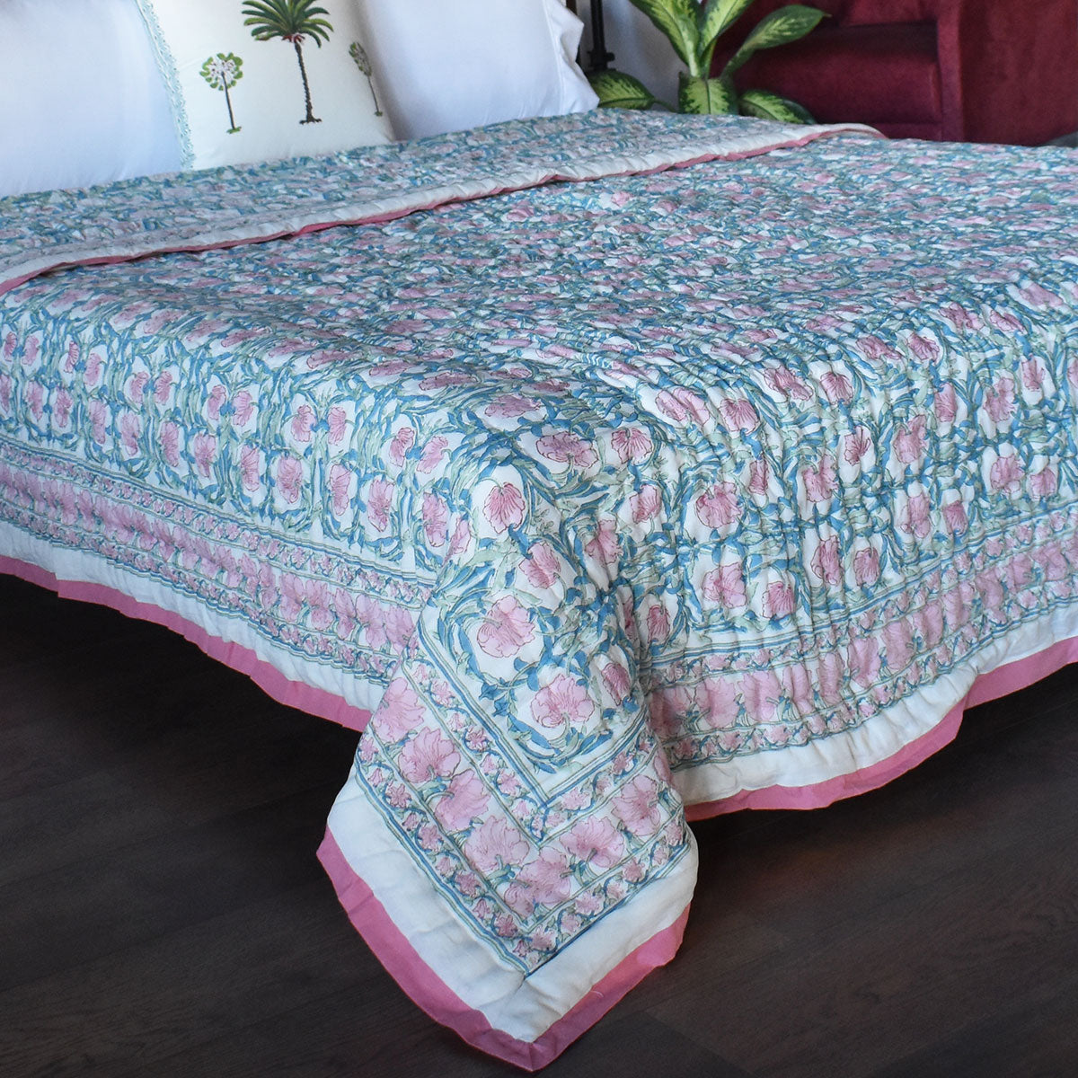 Hand Block Printed Cotton Quilt King Size | Bauhaus Pink Flower 601774