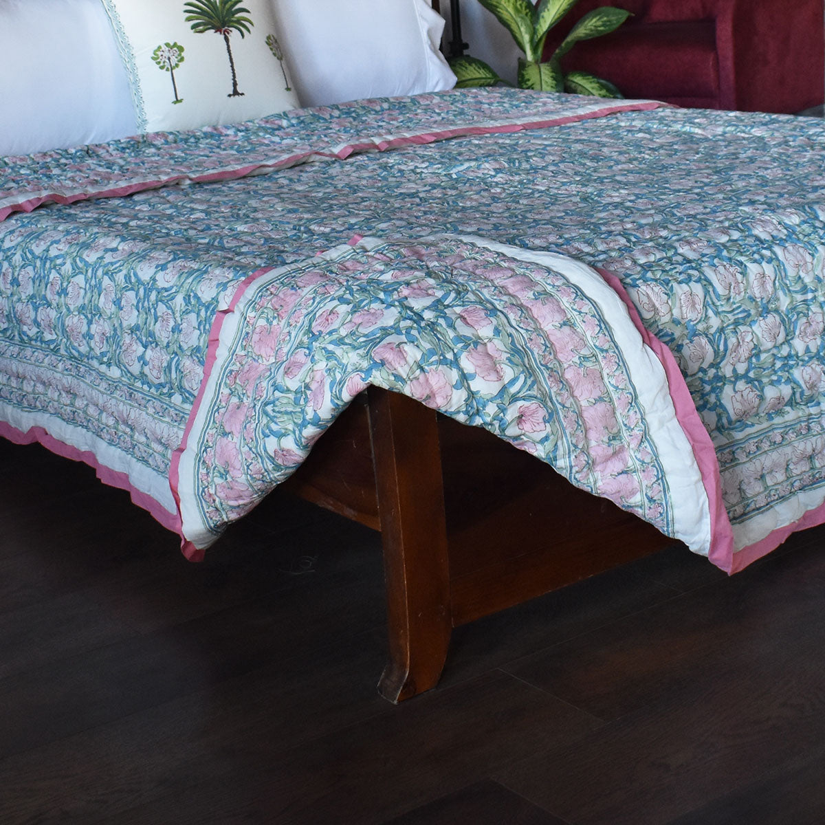 Hand Block Printed Cotton Quilt King Size | Bauhaus Pink Flower 601774