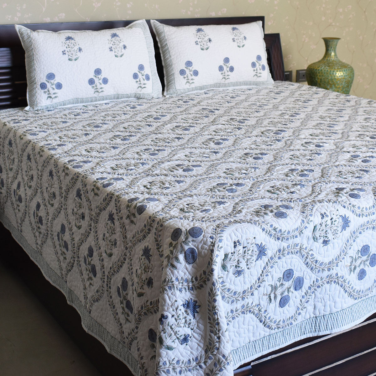 Quilted Bedspread Queen Size | 202416