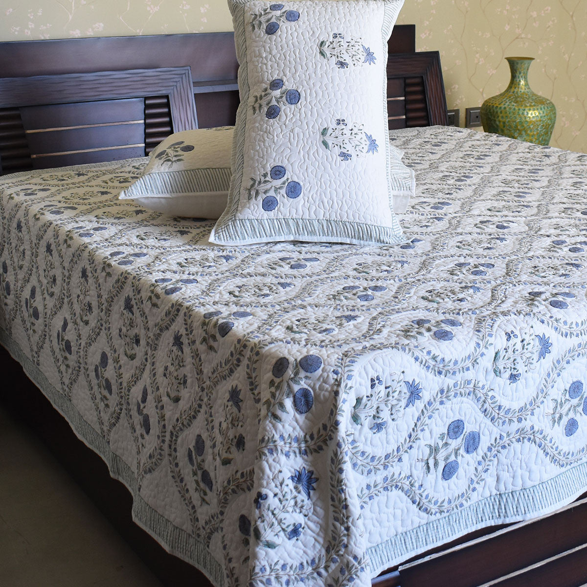 Quilted Bedspread Queen Size | 202416
