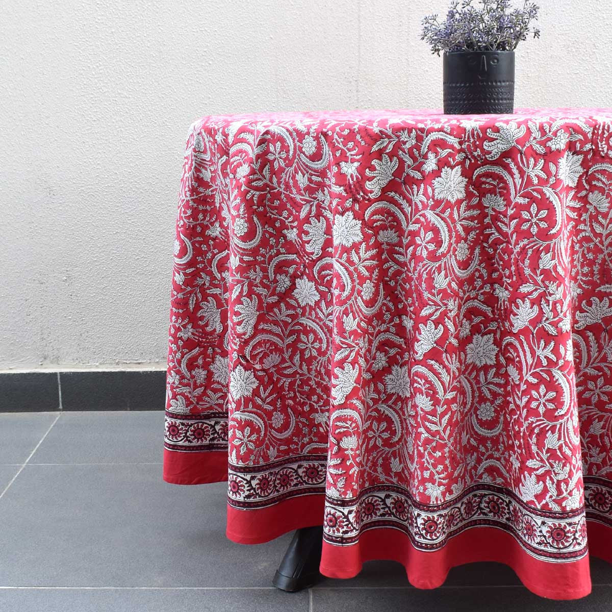 Round 220 cms Cotton French Design Table Cover | Wild Flower Christmas 202515