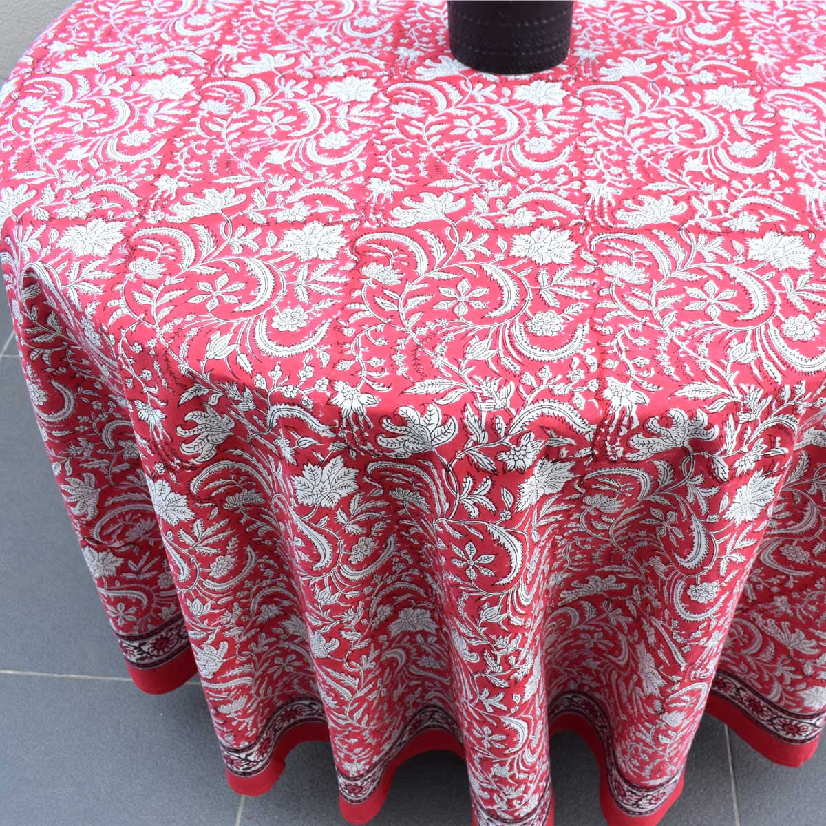 Round 220 cms Cotton French Design Table Cover | Wild Flower Christmas 202515