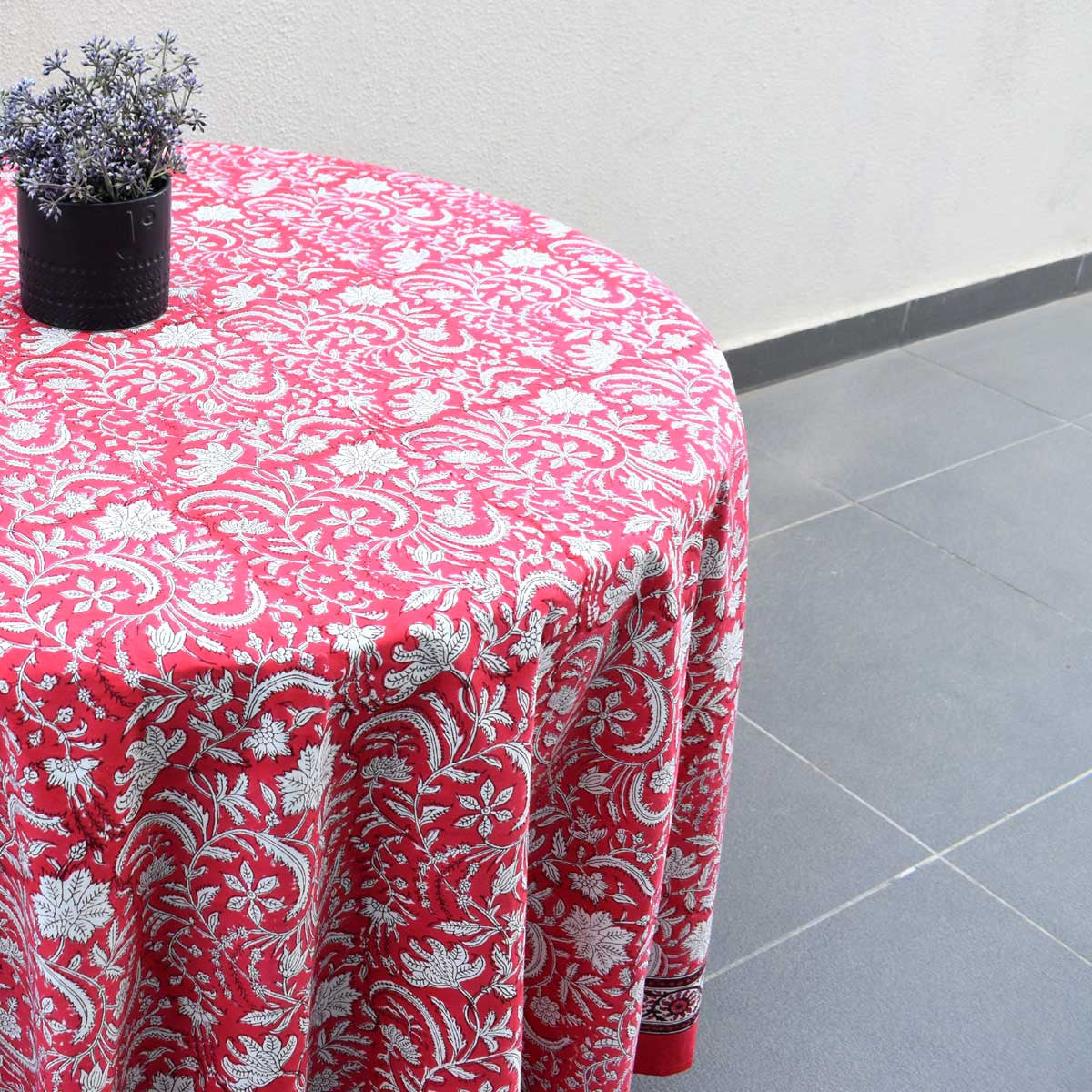 Round 220 cms Cotton French Design Table Cover | Wild Flower Christmas 202515