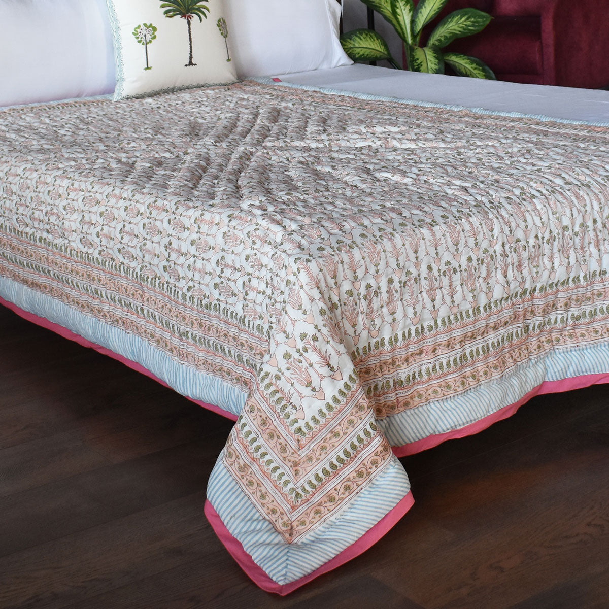 Hand Block Printed Cotton Twin Size Quilt |  Castle Creeper 251210